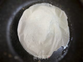 手抓饼的做法步骤：1
