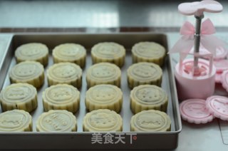 KITTY五仁月饼的做法步骤：8