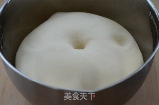 汤种葱香牛肉肠面包的做法步骤：3