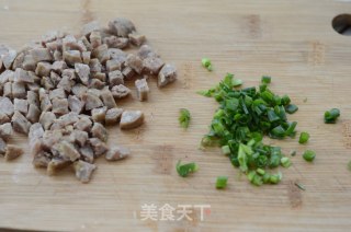 汤种葱香牛肉肠面包的做法步骤：5