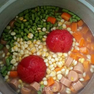 一锅焖番茄鲜蔬饭的做法步骤：3