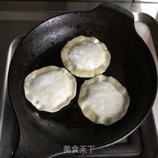 饺子皮韭菜小饼的做法步骤：5
