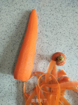 豌豆粒炒玉米粒的做法步骤：3