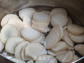 咖喱花形杏鲍菇的做法步骤：1