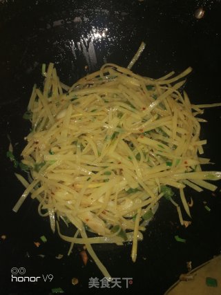 香辣土豆丝的做法步骤：6