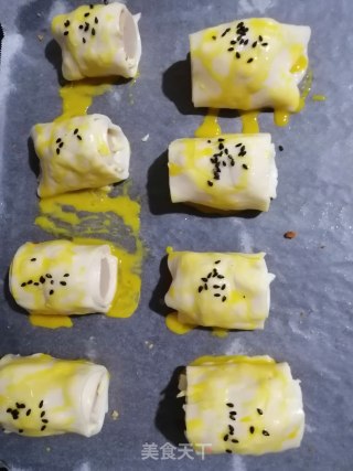 芝士香肠卷的做法步骤：6