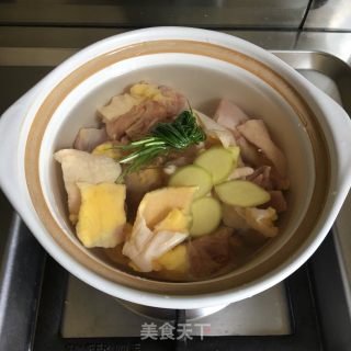 菌菇鸡汤的做法步骤：2