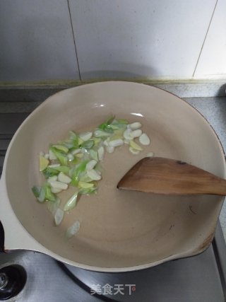 清炒芥兰梗的做法步骤：8