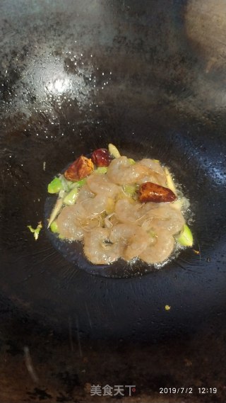 虾仁荷兰豆的做法步骤：5