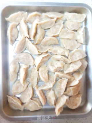 土豆肉馅水饺 豇豆肉馅水饺 胡萝卜肉馅水饺的做法步骤：4