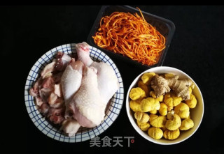 板栗虫草花鸡汤的做法步骤：1