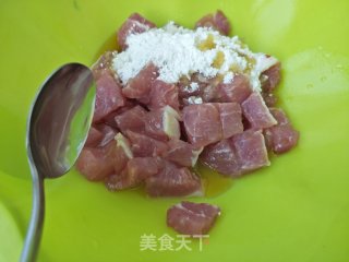溜肉段的做法步骤：4