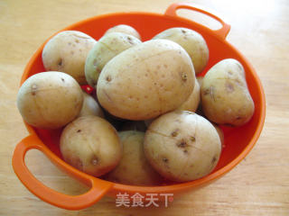 肉末小土豆的做法步骤：1