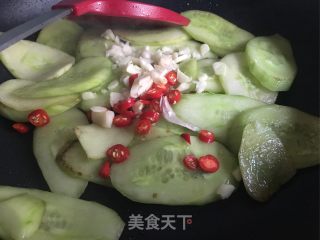 红烧黄瓜的做法步骤：5
