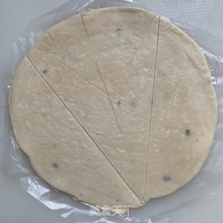 香肠酥皮卷的做法步骤：2