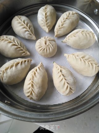 韭菜鸡蛋全麦蒸饺的做法步骤：14