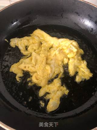 五彩丁丁炒饭的做法步骤：4