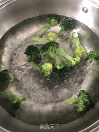 牛排螺丝面的做法步骤：4
