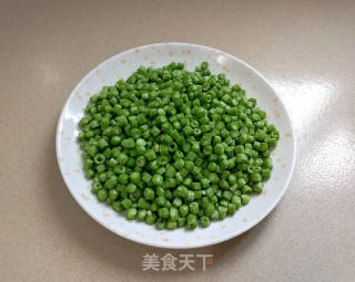 肉末豆角的做法步骤：2