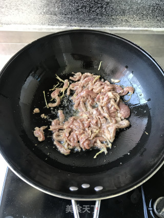 葱香牛柳的做法步骤：4