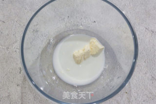 咸蛋黄冰淇淋的做法步骤：1