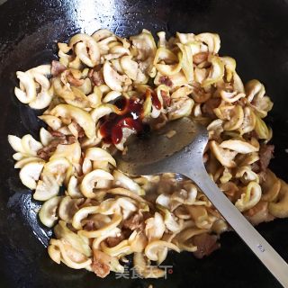 五花肉烧瓠子干的做法步骤：9