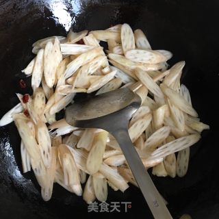 酸辣藕尖的做法步骤：4