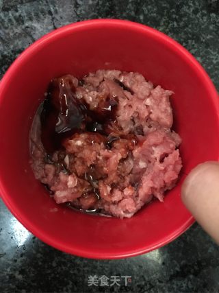 榄菜肉沫炒豆角的做法步骤：2