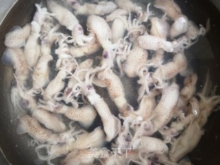 青椒炒海兔的做法步骤：3