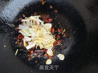 青椒炒海兔的做法步骤：6