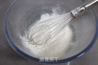 戚风杯子蛋糕的做法步骤：4