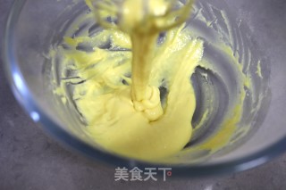 戚风杯子蛋糕的做法步骤：5