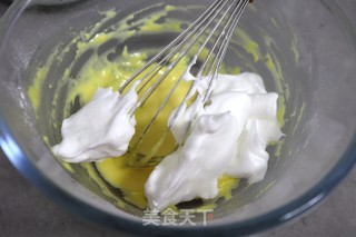 戚风杯子蛋糕的做法步骤：9