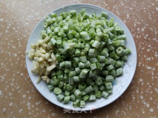 豇豆炒蛋的做法步骤：2