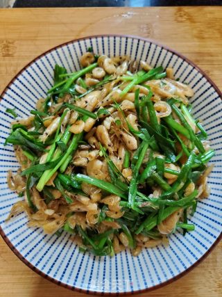 韭菜炒河虾的做法步骤：6