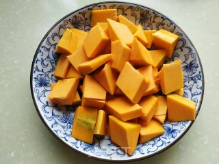 南瓜米饭的做法步骤：2