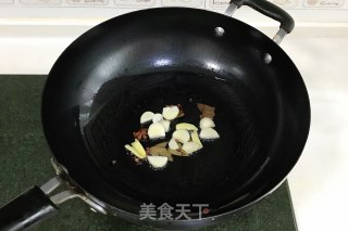 番茄土豆牛腩汤的做法步骤：4