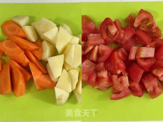 番茄土豆牛腩汤的做法步骤：8