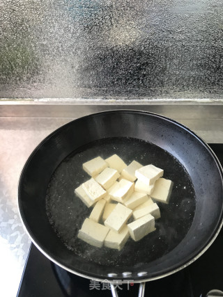 红烧豆腐的做法步骤：2