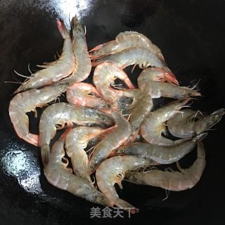 油爆虾的做法步骤：3