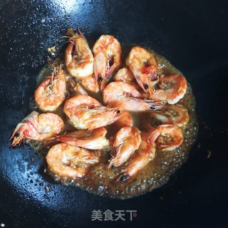 油爆虾的做法步骤：6