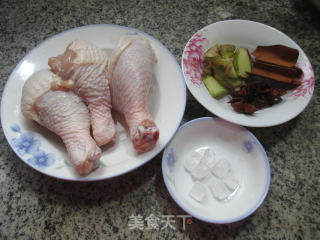 香卤琵琶腿的做法步骤：1