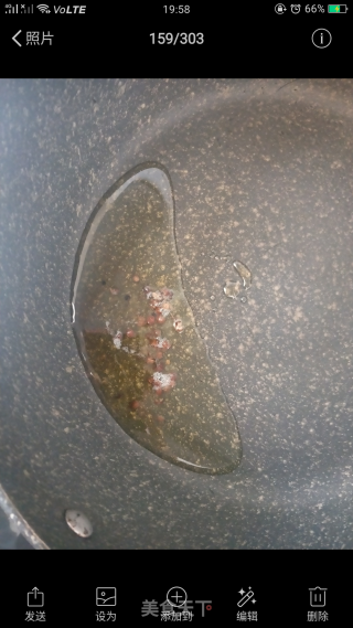 炝拌绿豆芽花生米的做法步骤：4