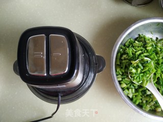 芹菜肉饺子的做法步骤：7