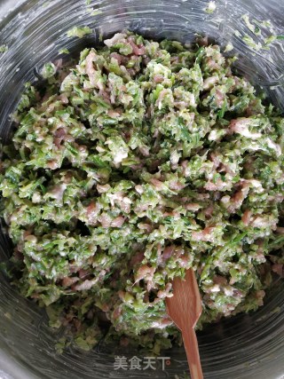 芹菜肉饺子的做法步骤：15