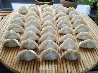芹菜肉饺子的做法步骤：23