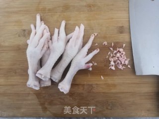 凉拌糖醋鸡爪的做法步骤：1