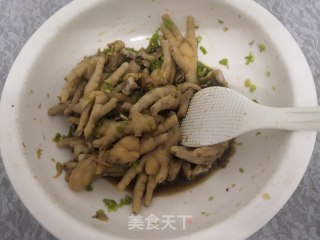 凉拌糖醋鸡爪的做法步骤：11