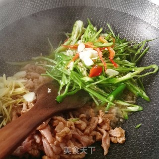 青椒肉丝的做法步骤：6
