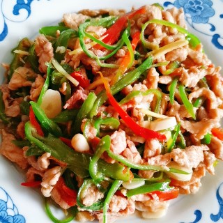 青椒肉丝的做法步骤：8